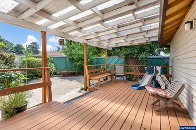 7021 Nottingham Dr NE, Keizer, OR 97303 - Photo 32