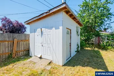 925 21st Av SW, Albany, OR 97321 - Photo 28