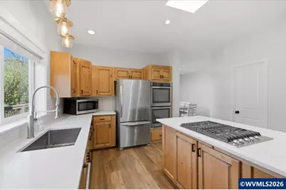 241 Kouns Dr NW, Albany, OR 97321 - Photo 10