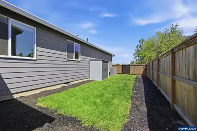 925 Paul St, Mount Angel, OR 97362 - Photo 38