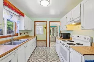 1118 Park Ave NE, Salem, OR 97301 - Photo 12