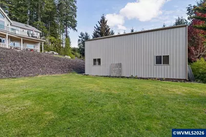 44202 Santiam Hwy, Sweet Home, OR 97345 - Photo 48