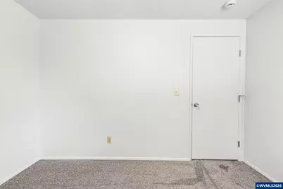 361 West Pine St, Sweet Home, OR 97386 - Photo 18
