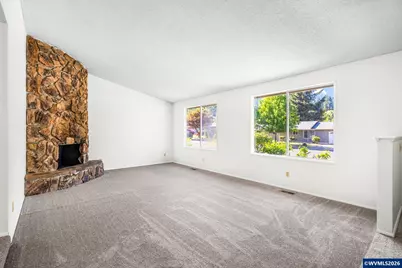 361 West Pine St, Sweet Home, OR 97386 - Photo 6