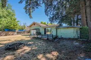 1770 Grove St, Lebanon, OR 97355 - Photo 24