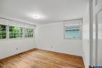 3322 NW Roosevelt Dr, Corvallis, OR 97330 - Photo 30