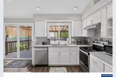 4037 Lansdowne Ct NE, Salem, OR 97305 - Photo 10