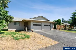 113 SW 9th St, Sublimity, OR 97385 - Photo 2