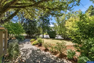 3655 NW Arrowood Cir, Corvallis, OR 97333 - Photo 40