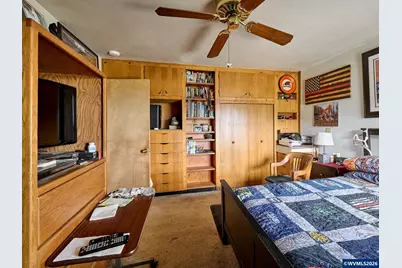 5724 Anderson Rd S, Aurora, OR 97002 - Photo 12