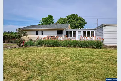 5724 Anderson Rd S, Aurora, OR 97002 - Photo 20