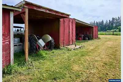 5724 Anderson Rd S, Aurora, OR 97002 - Photo 34