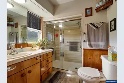 5724 Anderson Rd S, Aurora, OR 97002 - Photo 14