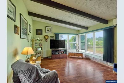 5724 Anderson Rd S, Aurora, OR 97002 - Photo 12
