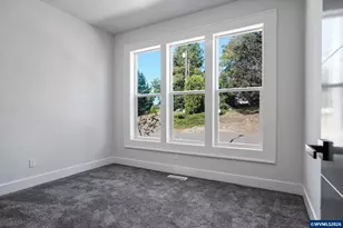 134 Rainier Dr SE, Salem, OR 97306 - Photo 24