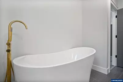 134 Rainier Dr SE, Salem, OR 97306 - Photo 22