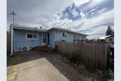 1675 S Second (Unit A) St, Lebanon, OR 97355 - Photo 4