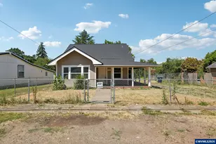 430 Log Cabin St, Independence, OR 97351 - Photo 1