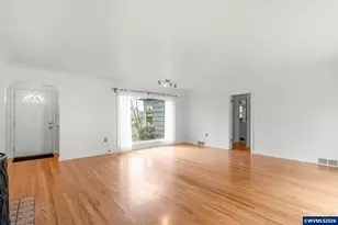 2742 Bluff Ave SE, Salem, OR 97302 - Photo 8