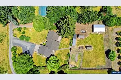 588 SE Kingwood Av, Mill City, OR 97360 - Photo 4