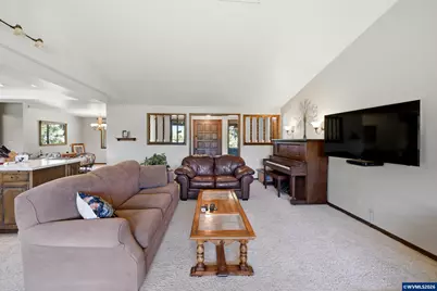 588 SE Kingwood Av, Mill City, OR 97360 - Photo 26