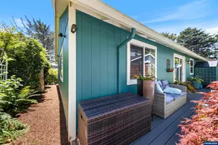 3468 NW Marine Ave, Lincoln City, OR 97367 - Photo 40