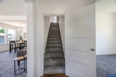 170 23rd St NE, Salem, OR 97301 - Photo 24