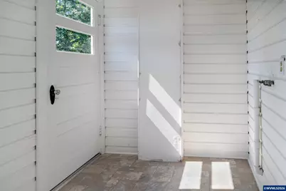 170 23rd St NE, Salem, OR 97301 - Photo 16