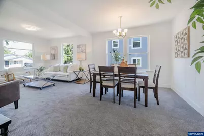170 23rd St NE, Salem, OR 97301 - Photo 10