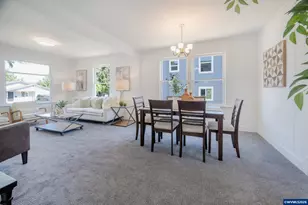 170 23rd St NE, Salem, OR 97301 - Photo 10