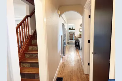 1215 E Ellendale Av, Dallas, OR 97338 - Photo 12