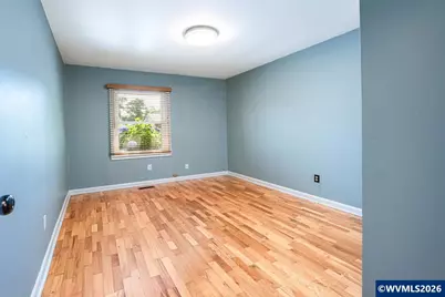 320 S 7th St, Lebanon, OR 97355 - Photo 28