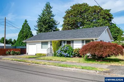 320 S 7th St, Lebanon, OR 97355 - Photo 6