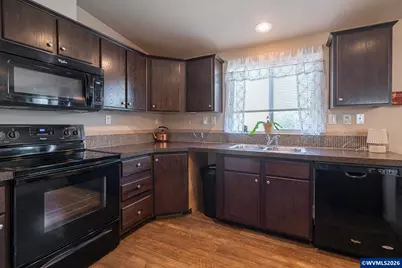 5422 Portland Rd NE #130, Salem, OR 97305 - Photo 24