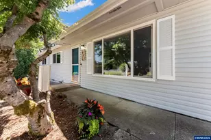 418 Browning Ave SE, Salem, OR 97302 - Photo 4