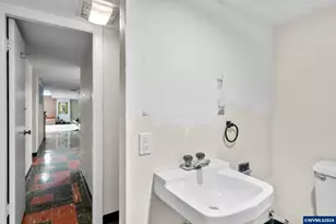 925 15th St NE, Salem, OR 97301 - Photo 28