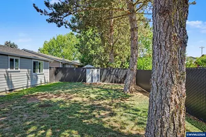 2576 Greentree Dr NE, Salem, OR 97305 - Photo 30
