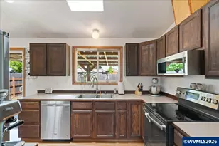 571 McCall Way, Philomath, OR 97370 - Photo 14