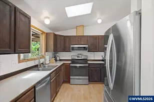 571 McCall Way, Philomath, OR 97370 - Photo 12
