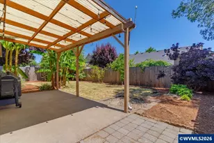 284 SW Wyatt St, Dallas, OR 97338 - Photo 30