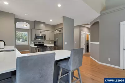 284 SW Wyatt St, Dallas, OR 97338 - Photo 10