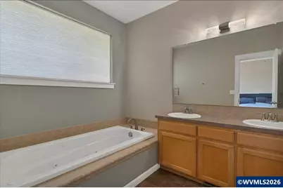 284 SW Wyatt St, Dallas, OR 97338 - Photo 20