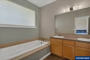 284 SW Wyatt St, Dallas, OR 97338 - Photo 20
