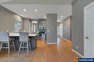 284 SW Wyatt St, Dallas, OR 97338 - Photo 12