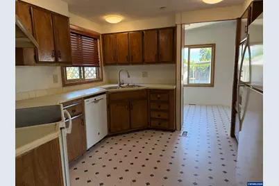 5422 Portland (#122) Rd NE, Salem, OR 97305 - Photo 8
