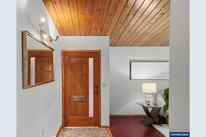 1705 NW Menlo Dr, Corvallis, OR 97330 - Photo 8