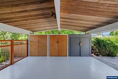 1705 NW Menlo Dr, Corvallis, OR 97330 - Photo 6