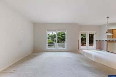 310 NW Foxglove St, Dallas, OR 97338 - Photo 10