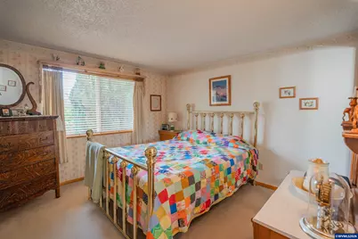 37663 Kgal Rd, Lebanon, OR 97355 - Photo 8