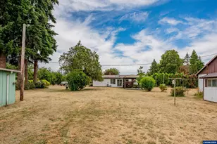 37663 Kgal Rd, Lebanon, OR 97355 - Photo 34
